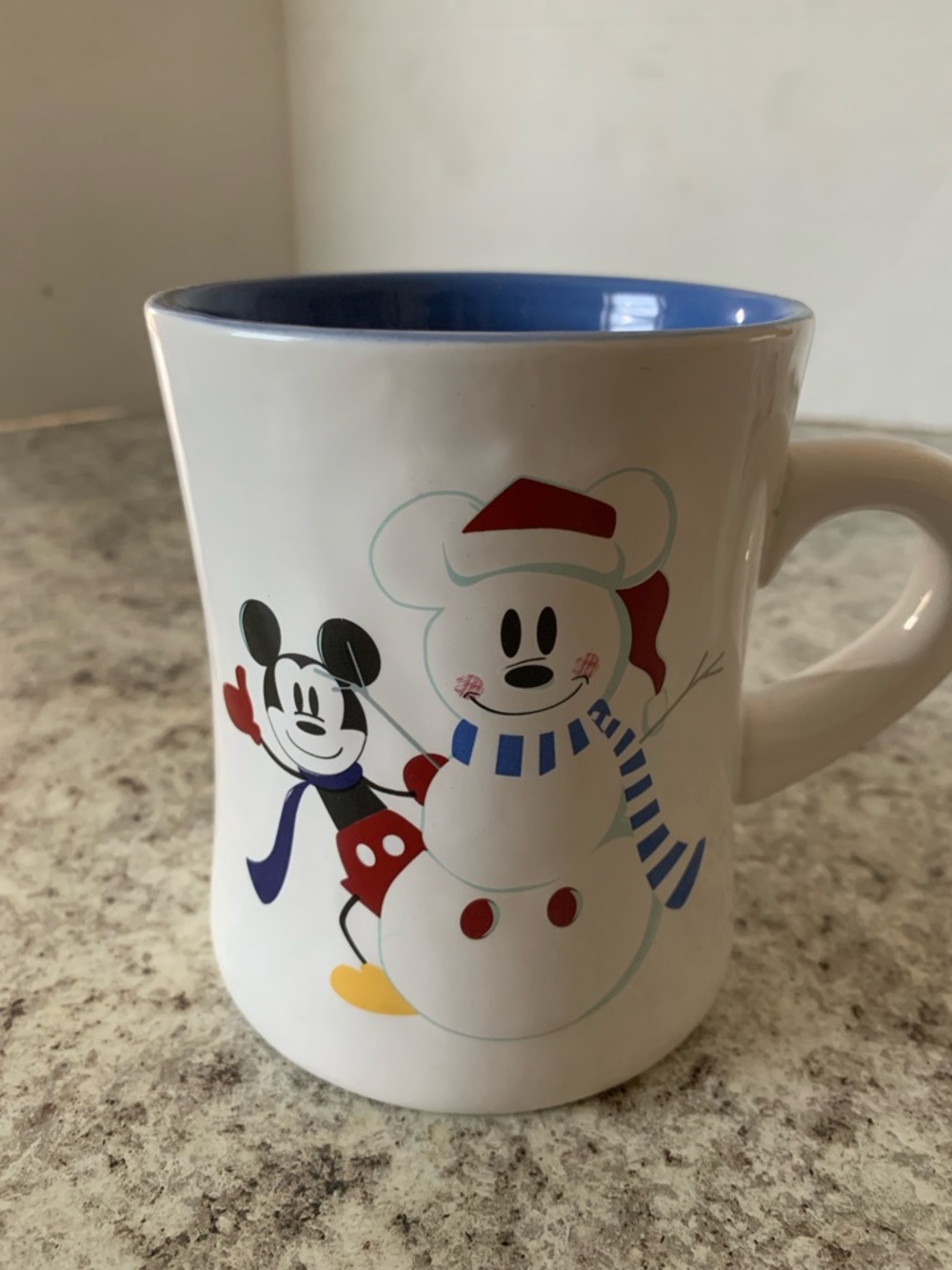The Disney Store Holiday Mug Mickey Mouse Snowman Snow Flake Stoneware Coffee